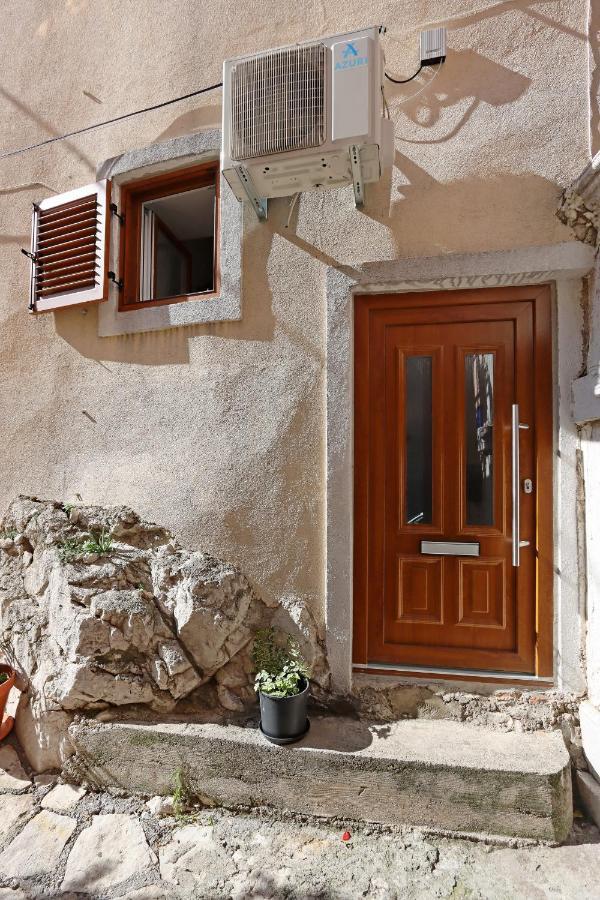 Sha La La - Charming, Unique Studio In A Historic Building Next To A Castle, Wifi, Smart Tv, Washer-Dryer 巴卡尔 外观 照片