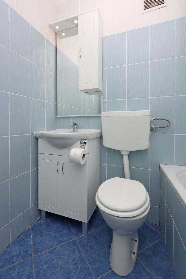 Sha La La - Charming, Unique Studio In A Historic Building Next To A Castle, Wifi, Smart Tv, Washer-Dryer 巴卡尔 外观 照片